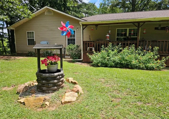 Homes for sale in Roanoke, AL | 1440 County Rd 26, Roanoke, AL 36274 | MLS# 7795943