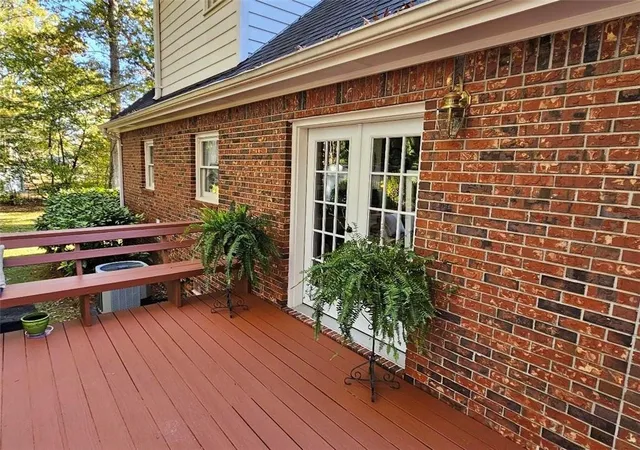 Photo 3 of Single family home for sale at 1234 Sunset Dr, Winder, GA 30680 | MLS# 7826550 | Listing updated on 2026-08-25
