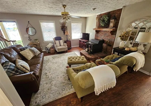 Photo 3 of Single family home for sale at 1234 Sunset Dr, Winder, GA 30680 | MLS# 7826550 | Listing updated on 2026-08-25