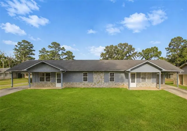 1st image of 224 C Hennon Dr, Rome, GA 30165 | MLS# 7795513