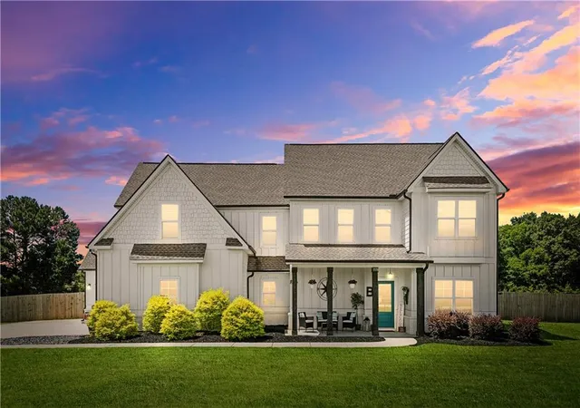 2nd image of 1538 E Lake Rd, Mcdonough, GA 30252 | MLS# 7793202