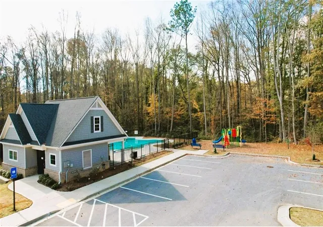 Homes for sale in Lithia Springs, GA | 535 Paces Dr, Lithia Springs, GA 30122 | MLS# 7747923