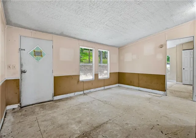 2nd image of 274 Water Plant Rd, Commerce, GA 30529 | MLS# 7810610