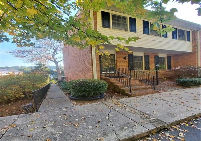 4th image of 6520 Roswell Rd #59, Atlanta, GA 30328 | MLS# 7680024