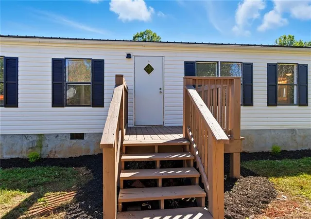 1st image of 176 Westmoreland Meadows Dr, Cleveland, GA 30528 | MLS# 7726887