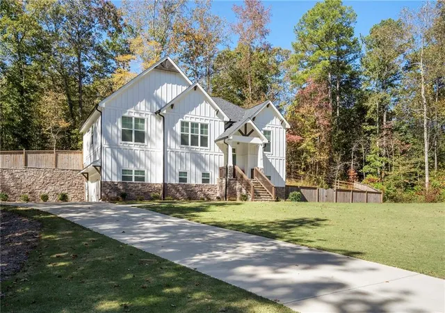 Homes for sale in Cartersville, GA | 17 Pinoak Trl Se, Cartersville, GA 30121 | MLS# 7756610
