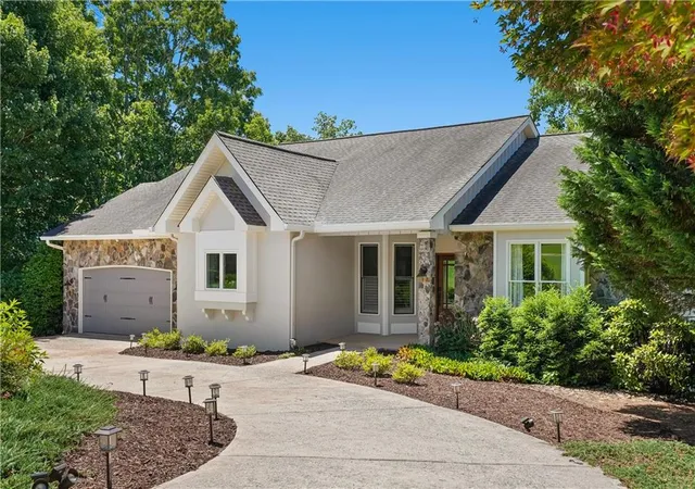 2nd image of 501 Granny Smith Circle, Clarkesville, GA 30523 | MLS# 7797898