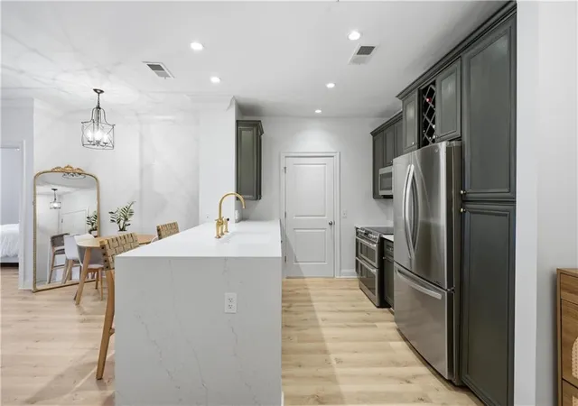 3rd image of 901 Abernathy Rd #2130, Sandy Springs, GA 30328 | MLS# 7742781