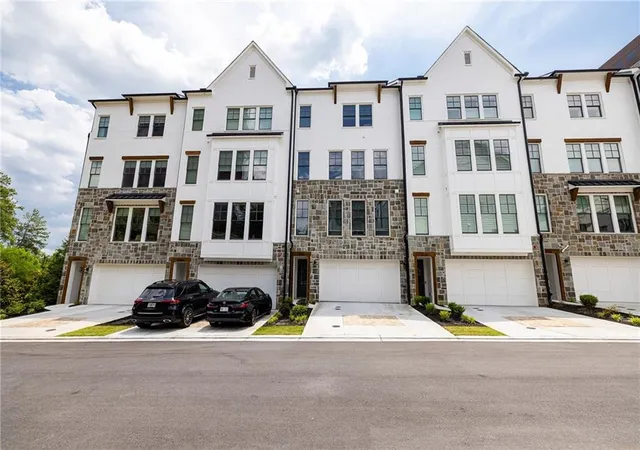 5th image of 2722 Thornewilde Wy, Atlanta, GA 30339 | MLS# 7777251