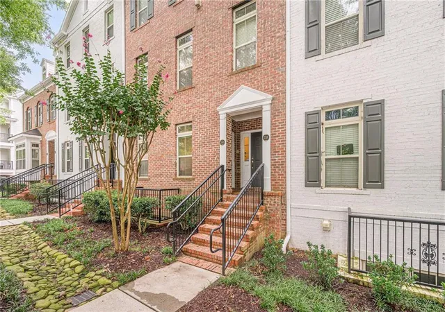 2nd image of 240 Le Gran Bnd #65, Sandy Springs, GA 30328 | MLS# 7812732