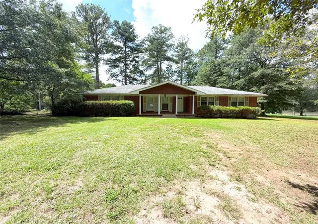 Photo 2 of Single family home for sale at 1571 Ebenezer Rd, Conyers, GA 30094 | MLS# 7830127 | Listing updated on 2026-09-01