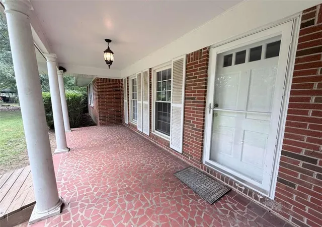 Photo 3 of Single family home for sale at 1571 Ebenezer Rd, Conyers, GA 30094 | MLS# 7830127 | Listing updated on 2026-09-01