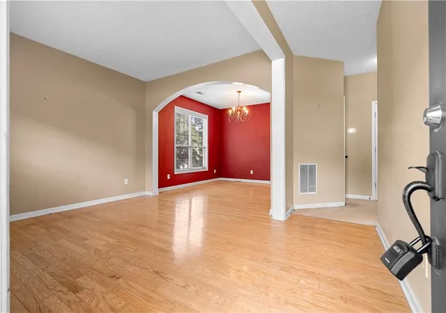 2nd image of 224 Copperbend Dr, Austell, GA 30168 | MLS# 7818629