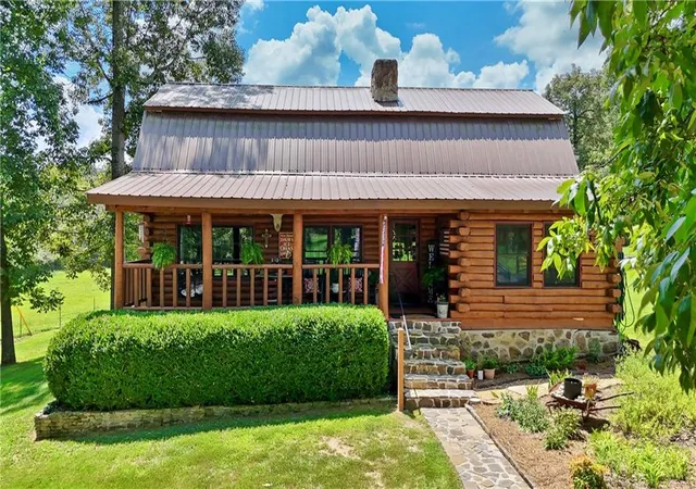 1st image of 527 Beason Rd Se, Calhoun, GA 30701 | MLS# 7817905