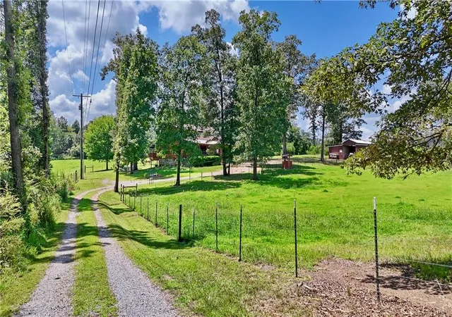 44th image of 527 Beason Rd Se, Calhoun, GA 30701 | MLS# 7817905