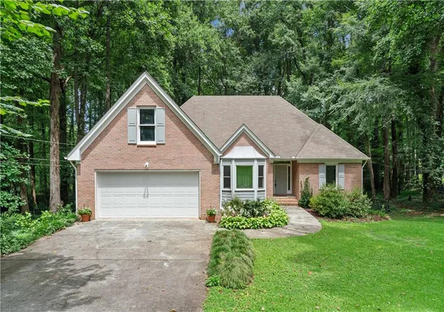 1st image of 4625 Lincoln Wy Sw, Lilburn, GA 30047 | MLS# 7812592