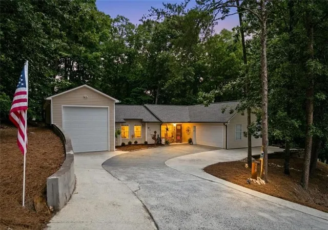 1st image of 113 Eagle Heart Ct, Waleska, GA 30183 | MLS# 7789064