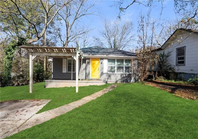 Photo 1 of Multi family home for sale at 200 Meador Way Se, Atlanta, GA 30315 | MLS# 7824242 | Listing updated on 2026-09-10