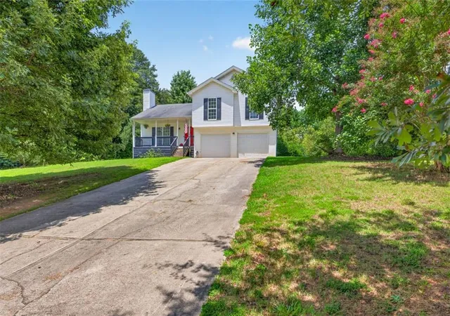 Photo 2 of Sale Pending at 473 Rebekah Dr, Bethlehem, GA 30620 | MLS# 7808738 | Listing updated on 2026-08-18
