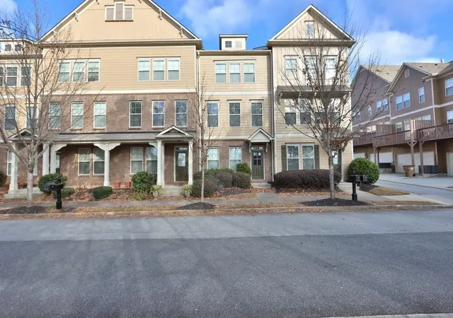 Homes for sale in Suwanee, GA | 501 Grove Field Ct, Suwanee, GA 30024 | MLS# 7782580