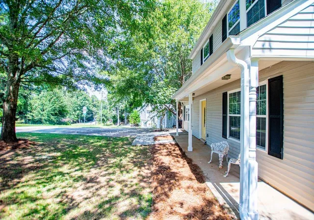 Photo 3 of Single family home for sale at 2960 Pritchards Ml Trl, Douglasville, GA 30135 | MLS# 7824373 | Listing updated on 2026-09-07