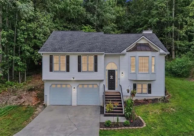 Photo 1 of Single family home for sale at 58 Willow Bnd Dr, Cartersville, GA 30121 | MLS# 7819865 | Listing updated on 2026-09-15