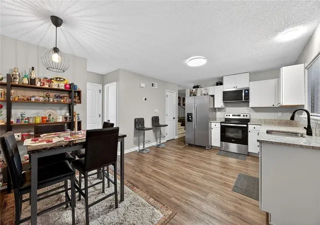 4th image of 2739 Whitewater Ct, Austell, GA 30106 | MLS# 7799834