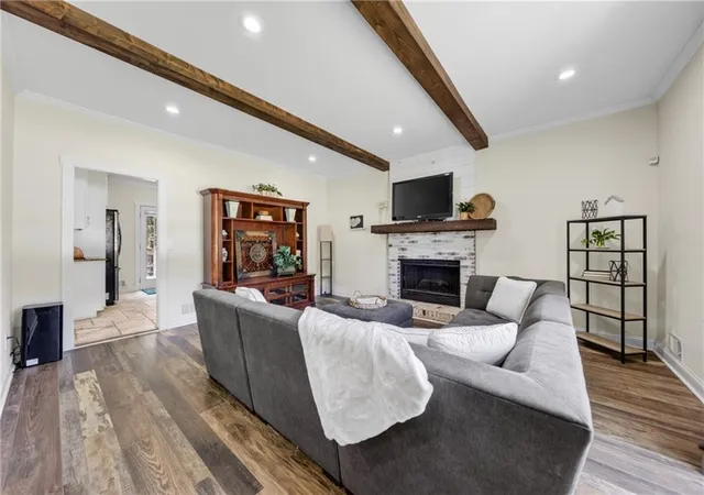 Photo 4 of Single family home for sale at 2872 Summit Crst Ln, Snellville, GA 30078 | MLS# 7821933 | Listing updated on 2026-08-18