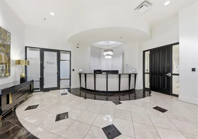 Photo 2 of Condo for sale at 3040 Peachtree Rd Nw #1514, Atlanta, GA 30305 | MLS# 7740949 | Listing updated on 2026-08-04