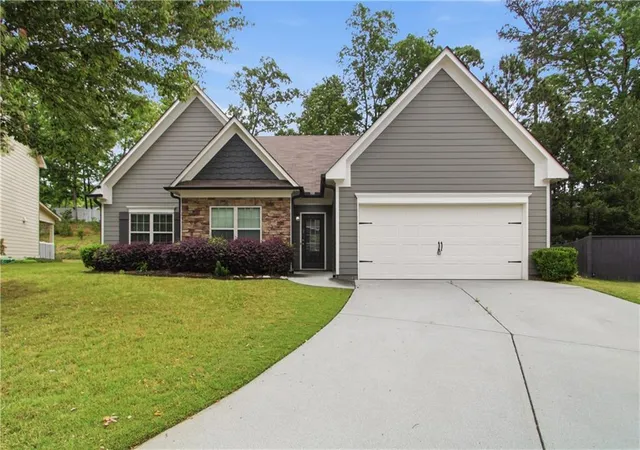 1st image of 2091 Line Dr, Lawrenceville, GA 30043 | MLS# 7766153