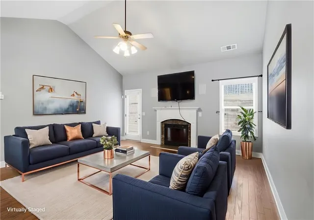 2nd image of 2091 Line Dr, Lawrenceville, GA 30043 | MLS# 7766153