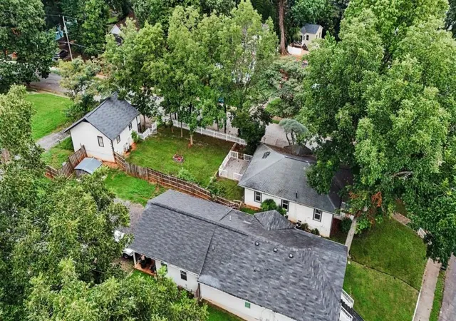 2nd image of 3181 Church St, Atlanta, GA 30344 | MLS# 7820784