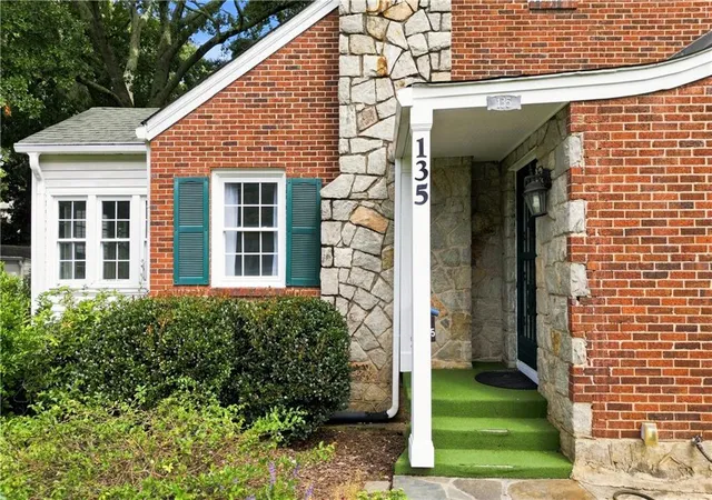 2nd image of 135 Vidal Blvd, Decatur, GA 30030 | MLS# 7818063
