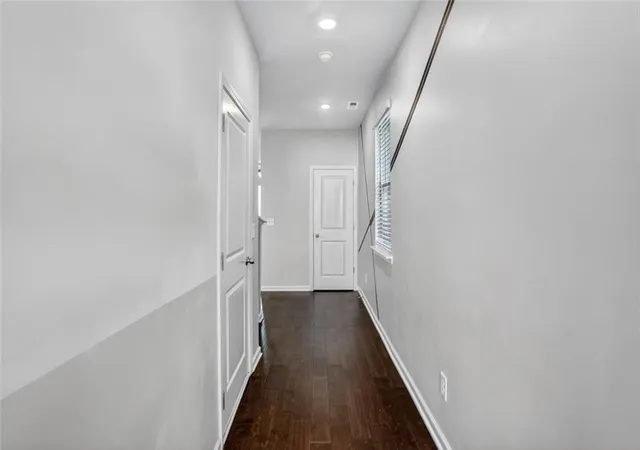 2nd image of 1553 Spring Hollow Wy, Stone Mountain, GA 30083 | MLS# 7823892