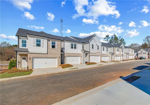 Homes for sale in Stockbridge, GA | 651 Treasure Dr, Stockbridge, GA 30281 | MLS# 7770808