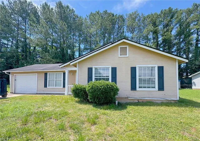 Photo 2 of Single family home for sale at 2509 Cor Stone Trl, Decatur, GA 30034 | MLS# 7819483 | Listing updated on 2026-08-24