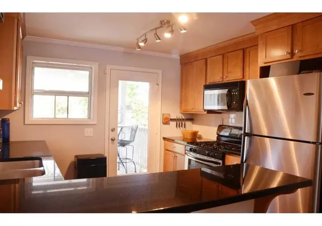 Condominium at 1067 Alta Ave Ne #22, Atlanta, GA 30307 | MLS# 5147791 | | Sold on 2013-07-29