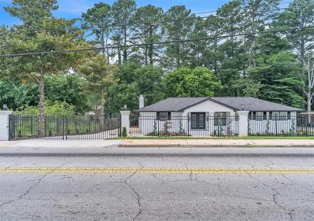 Homes for sale in Riverdale, GA | 6873 Church St, Riverdale, GA 30274 | MLS# 7796668