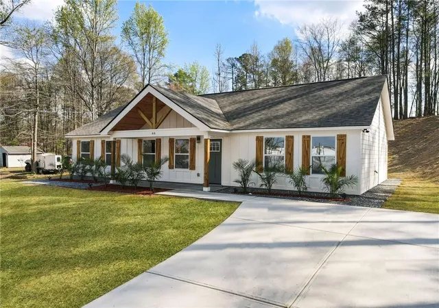 Homes for sale in Cartersville, GA | 66 Arnold Rd, Cartersville, GA 30120 | MLS# 7743528