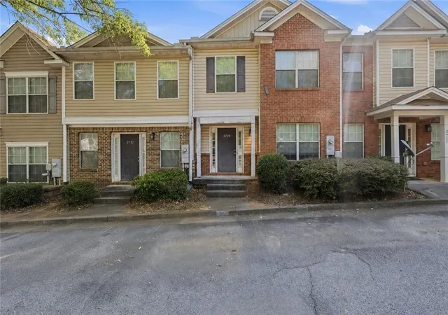 Photo 1 of Townhouse for sale at 2729 Vining Ridge Ter, Decatur, GA 30034 | MLS# 7828028 | Listing updated on 2026-08-29