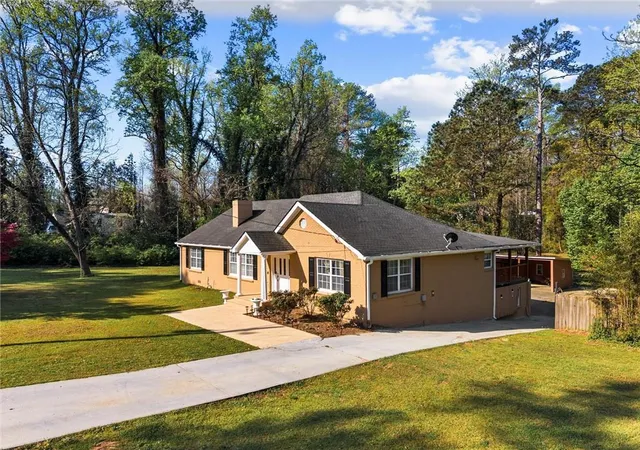 3rd image of 2492 Old Norcross Rd, Tucker, GA 30084 | MLS# 7776724