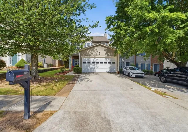 Photo 1 of Townhouse for sale at 5009 Timber Hills Dr, Oakwood, GA 30566 | MLS# 7804783 | Listing updated on 2026-07-15