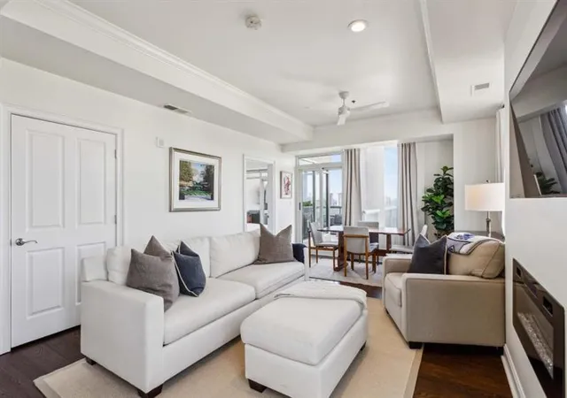 Homes for sale in Atlanta, GA | 2881 Peachtree Rd Ne #1005, Atlanta, GA 30305 | MLS# 7705437