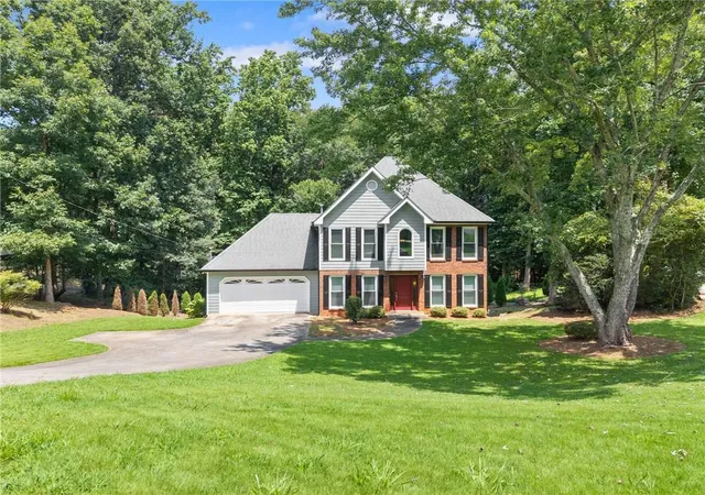 2nd image of 6413 Farm Ridge Ct, Flowery Branch, GA 30542 | MLS# 7820074