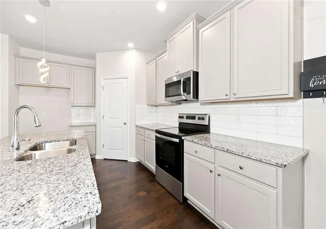 Photo 4 of Sale Pending at 2198 Justify Ln, Lithonia, GA 30058 | MLS# 7821495 | Listing updated on 2026-09-25