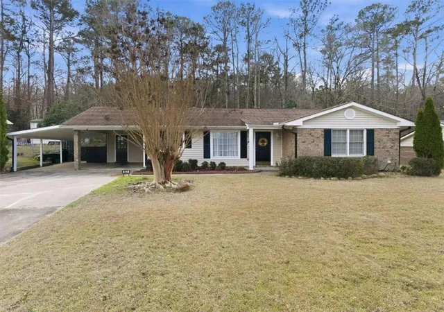 2nd image of 921 Mccurdy Blvd, Manchester, GA 31816 | MLS# 7810302