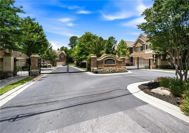 39th image of 114 Bradford Dr, Sandy Springs, GA 30328 | MLS# 7791684