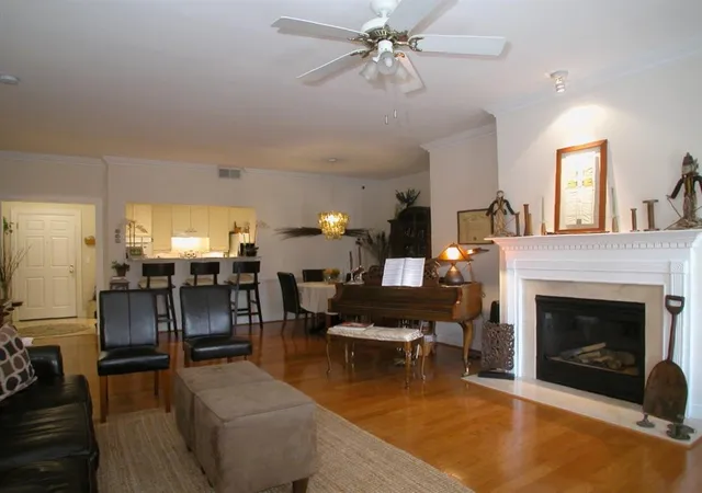 Condominium at 211 Colonial Homes Dr Nw #2306, Atlanta, GA 30309 | MLS# 5506763 | | Sold on 2015-05-22
