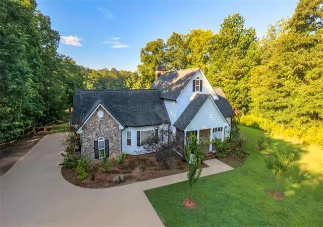 Photo 1 of Sale Pending at 327 Lakeridge Dr, Temple, GA 30179 | MLS# 7816057 | Listing updated on 2026-08-28