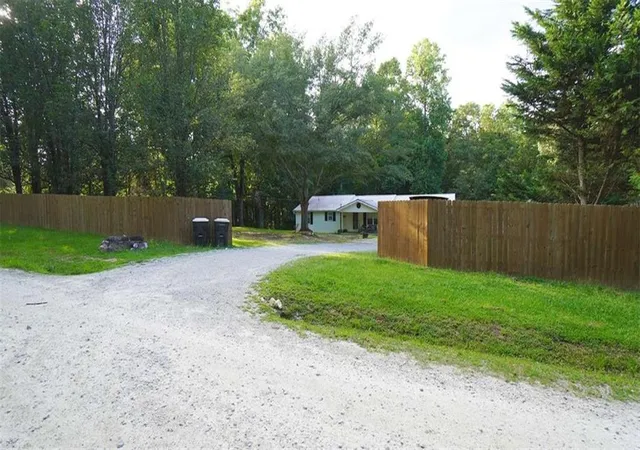 Photo 4 of Sale Pending at 188 Causey Rd, Bremen, GA 30110 | MLS# 7819500 | Listing updated on 2026-10-10